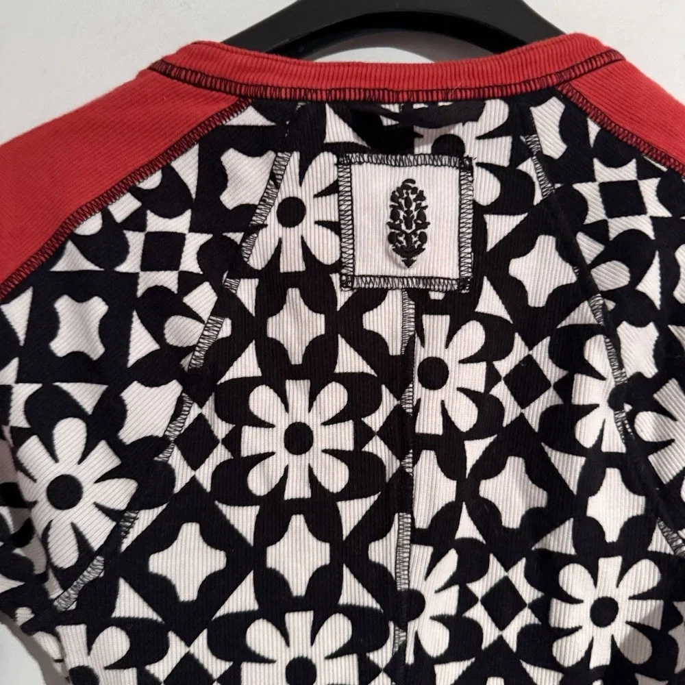 FP Movement Women's Kick Off Printed Layer Top Aspen Onyx Size Small